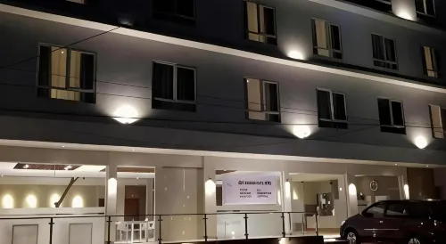 Hart Hotel Premium Rapatmaja