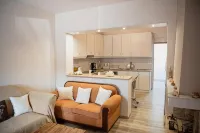 Betty's 4 Seasons in Agria