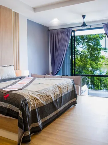 รูปภาพของโฮม บาย เดอะ บริดจ์ โฮเทล