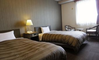 HOTEL ROUTE-INN IIDA