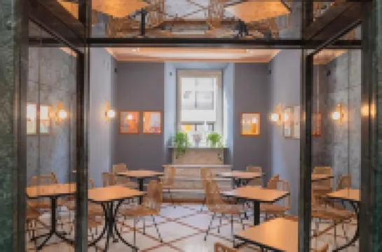 โรงแรมมาริสา