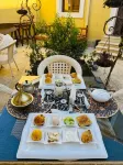 MUSLIMA HOTEL BOUTIQUE - Breakfast