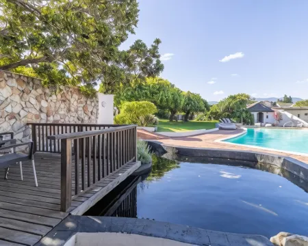 Whale Rock Luxury Lodge Hoteles en Hermanus