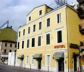 Hotel Trieste Отели в г. Венеция
