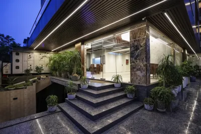FabHotel Inn of Joy Hotel in zona ISKCON Noida