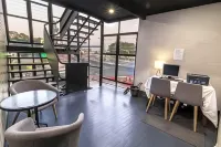 Kingsford Riverside Inn Hotels in Newstead