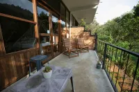 Ayubo Ella - Bed & Breakfast