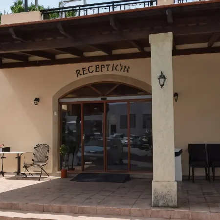 Matina Pefkos Aparthotel