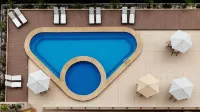 Kubitschek Plaza Hotel - piscine