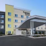 페어필드 인 & 스위트 바이 메리어트 위치토 폴스 노스웨스트