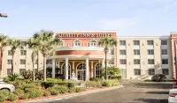 Quality Inn & Suites Heritage Park