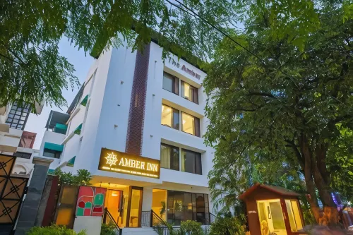 Amber Inn by Orion Hotels - Hot Tub