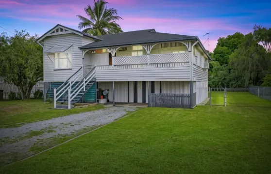 馬裏伯勒市汽車旅館