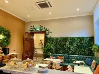 The Parr’s Bank Hotel