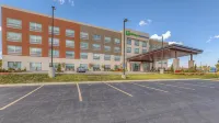 Holiday Inn Express & Suites TULSA MIDTOWN by IHG
