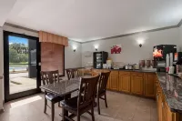 Quality Inn Fort Jackson - Frühstück