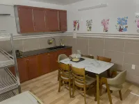 Gem Hostel - Bãi biển