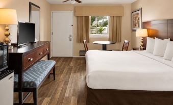 Scottish Fairway Inn