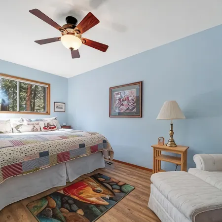 2-bedroom cabin in Lake Almanor West.