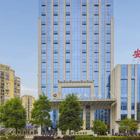 YUECHIANTAICENTURYHOTEL