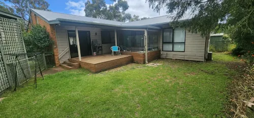 Spacious Family Friendly Beach House With outdoor Bbq and jacuzzi free Wifi