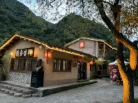 Zhashui YinShe Chinese Inn - 3 étoiles