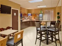 Comfort Inn & Suites Saint Louis Lafayette Square - Morgenmad