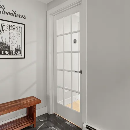 Chic 4-Br Newly Remodeled Home 3 Mins to Stowe for a Memorable Summer Getaway!