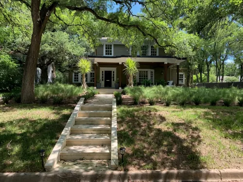 Lake Austin Retreat - 3 miles from downtown - 5-Star