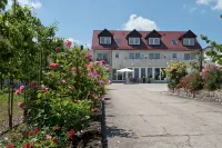 Weingut & Gästehaus Felshof - Parkplatz