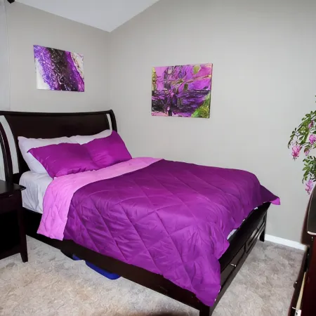 Spacious 3-bedroom house with AC, fitness room, WiFi in Leander/North Austin Отели в г. Леандер