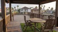 渠道前沿 - 裝修 - 游泳池 - 船泊位