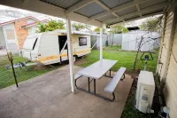 Chillout in Manilla: Relaxing Stay! Book Direct"