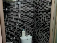 FOUR SEASONS HOSTEL Hotels near أوشن تيرمينال