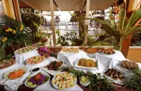 DoubleTree by Hilton Noumea Ilot Maitre Resort - breakfast