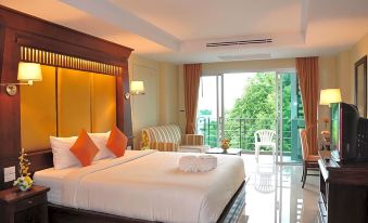 August Suites