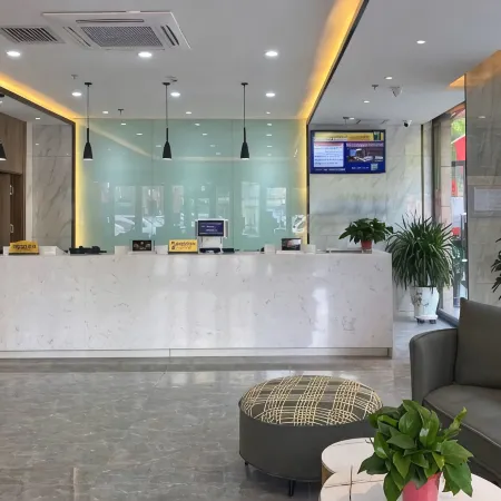 7Days Inn Hotel (Kashgar Makit County Xinrong Mall)