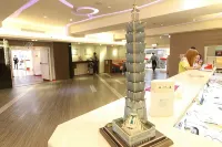 โรงแรมทูมอร์โรว์ - โรงแรมราคาถูก