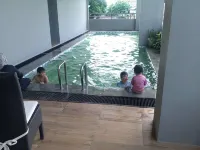Khas Tegal Hotel - Pool