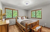 Cozy 3-bedroom cabin on beautiful Sand Lake in lovely Cumberland, WI.