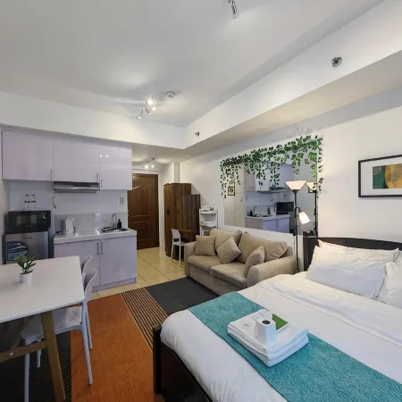 Citispace 1BR Unit Ridgewood Towers Near BGC #RW14