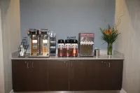 Wingate by Wyndham Niagara Falls - breakfast