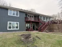 Beautiful 5 bedroom home - Alexandria Lake Latoka with many new updates! - Homestays