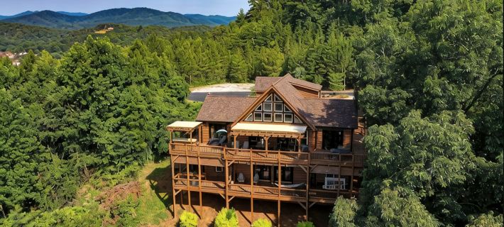 🌄Sleeps up to 16 🌄 Pristine Mountain Views from Downtown Helen ⛰️ Ξενοδοχεία στην πόλη White County