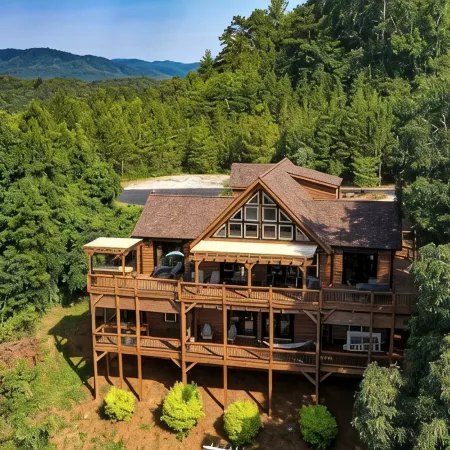 🌄Sleeps up to 16 🌄 Pristine Mountain Views from Downtown Helen ⛰️