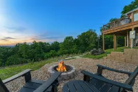 Lake Views! Private Hot Tub and Fire Pit! Lux Couple's Retreat - 4-Star