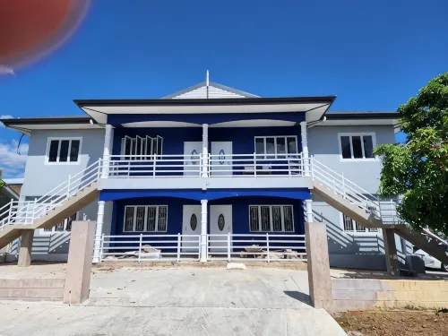 Charming 2-bedroom apartment with WiFi, AC in fabulous Tacarigua - Bintang 2