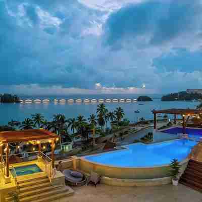 Serene Apartment in Samana, w/view of Bay, pool, gym & WiFi Fitness & Recreational Facilities
