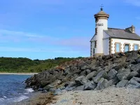 Pink Granite Coast. Gîte for 4/5 people 10 minutes from the beach! Hotels in Trelevern