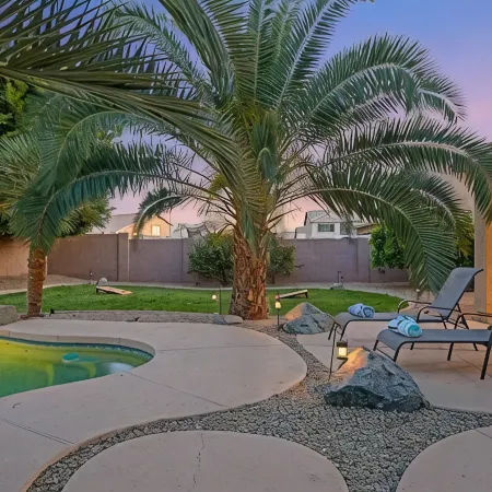 Prime Glendale Location 8-Mins From Westgate Entertainment!